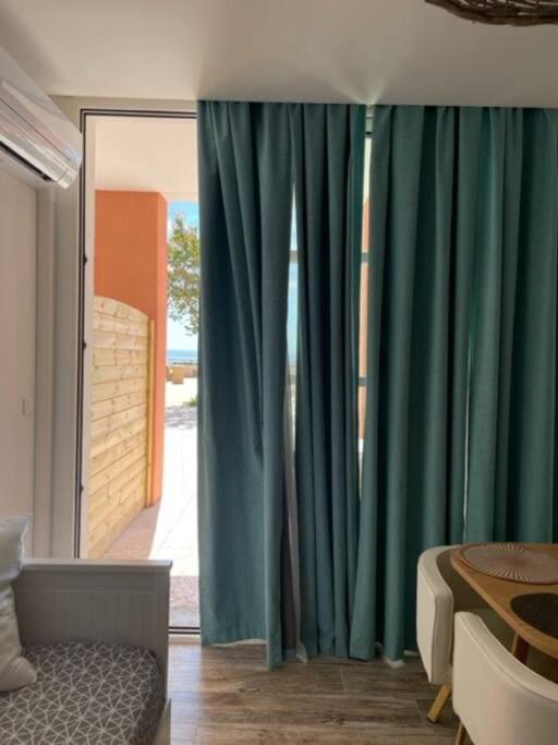 Apartment Cap Esterel, T2 Vue 4 Couchages Adapte Pmr