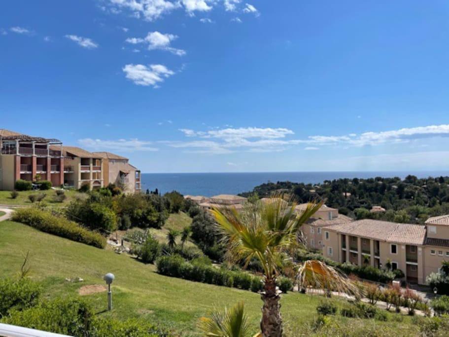 Cap Esterel, T2 Vue 4 Couchages Adapte Pmr Apartment *