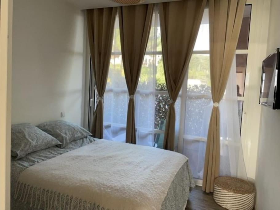 Cap Esterel, T2 Vue 4 Couchages Adapte Pmr Apartment