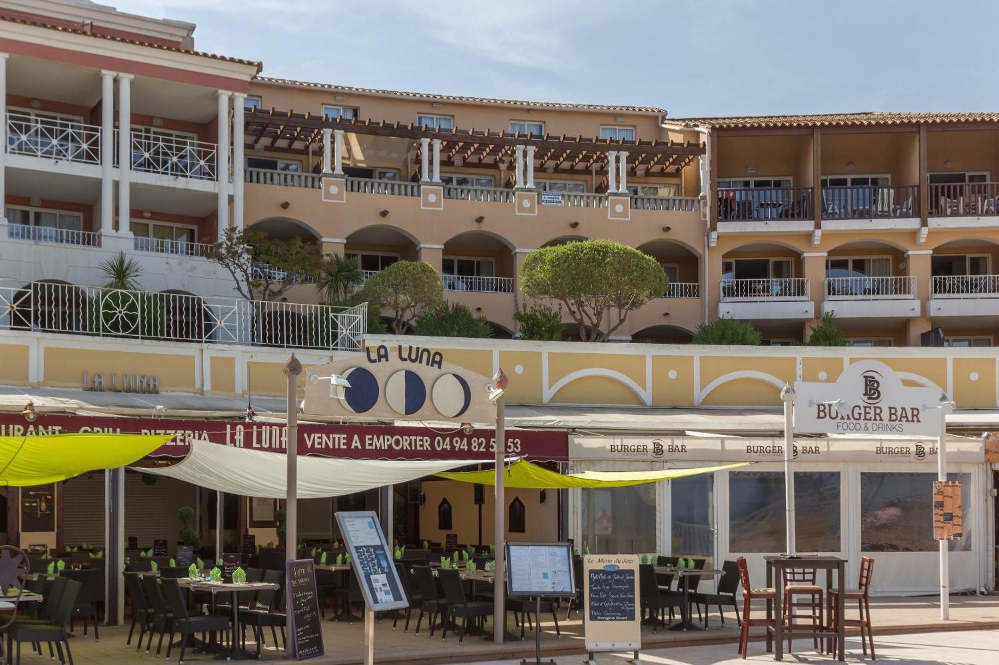 Apartment Cap Esterel, T2 Vue 4 Couchages Adapte Pmr Saint-Raphael (Var)